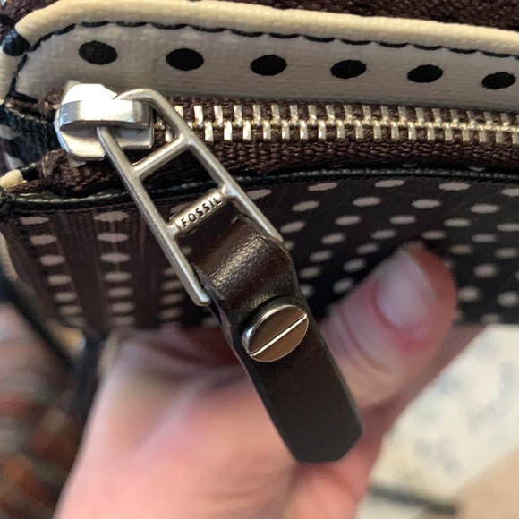 Fossil polka dot clutch wallet - Picture 6 of 6